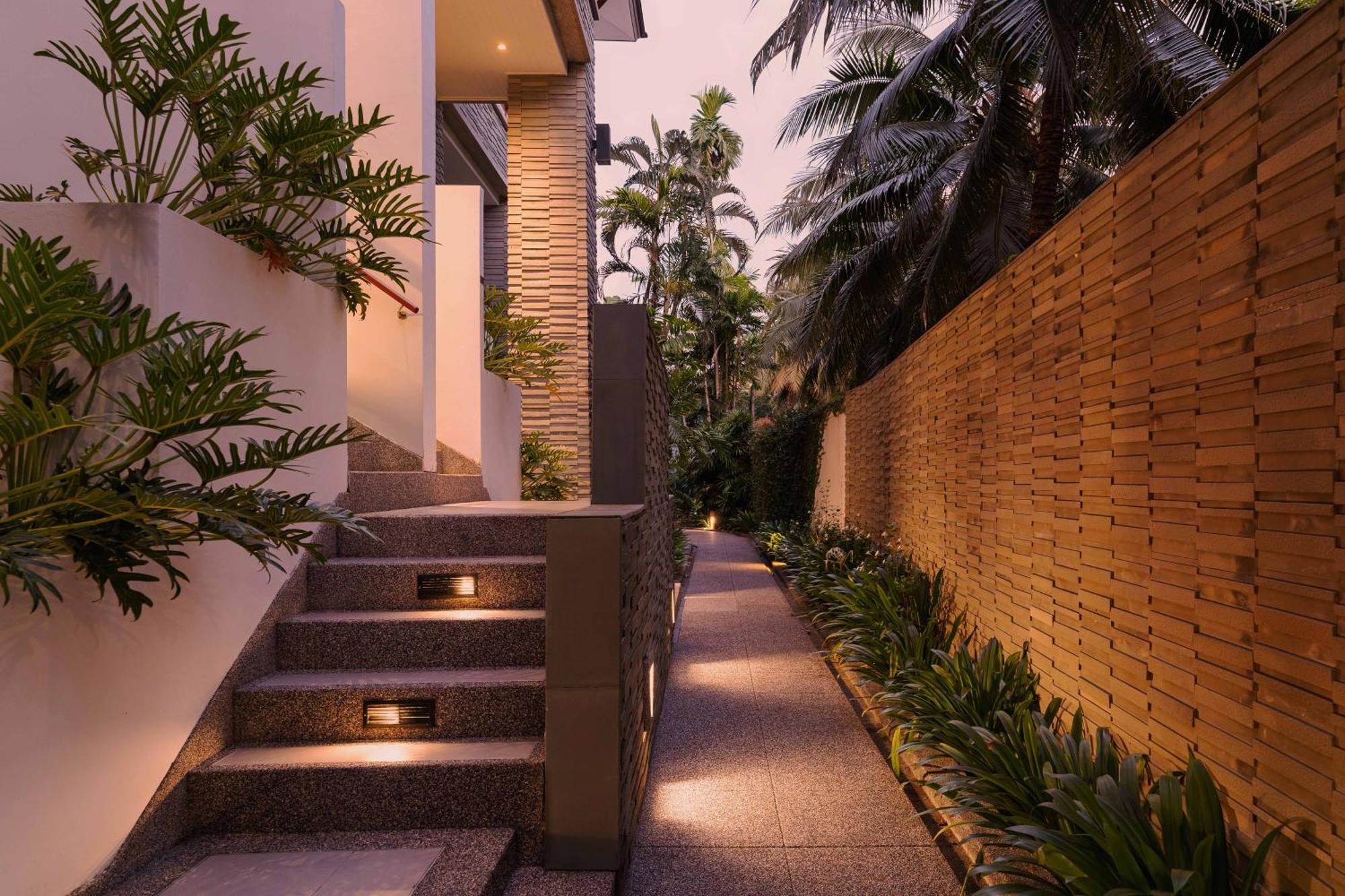 Beachfront Luxury 2 Bdr Apartment By Indreams, Naithon Beach Praia de Nai Thon Exterior foto