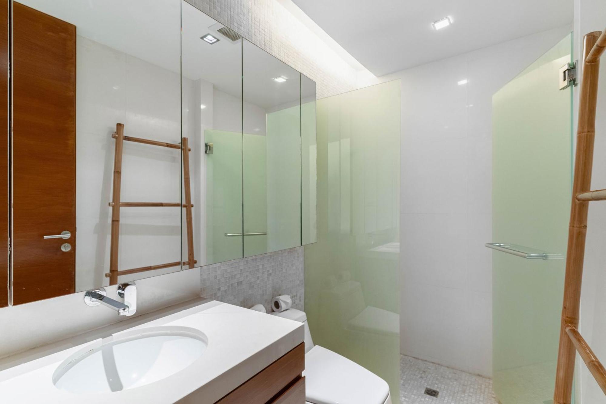 Beachfront Luxury 2 Bdr Apartment By Indreams, Naithon Beach Praia de Nai Thon Exterior foto