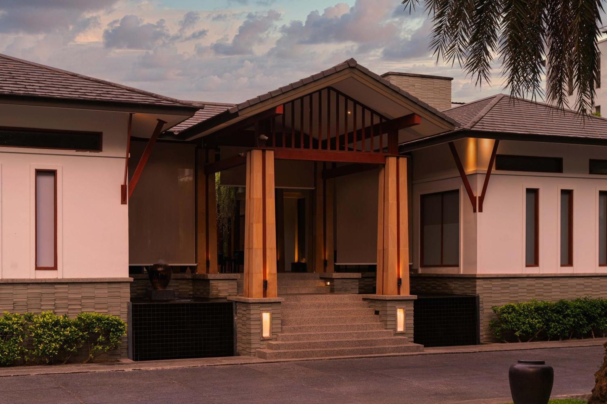 Beachfront Luxury 2 Bdr Apartment By Indreams, Naithon Beach Praia de Nai Thon Exterior foto